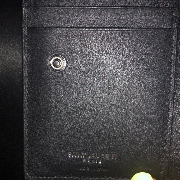 MONOGRAM ZIPPERED WALLET IN GRAIN DE POUDRE - Picture 4 of 8